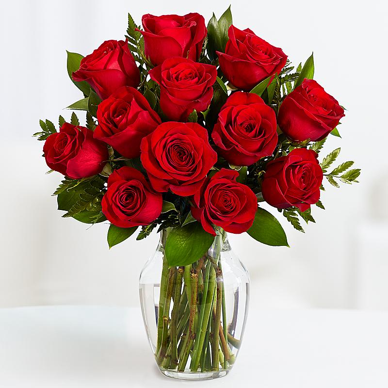 11 Длинных Красных Роз с Зеленью Доставка Цветов - Ангажемент.
