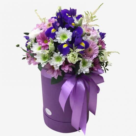 Шляпная коробочка с цветами